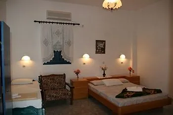 Zannes Perissa (Santorini)