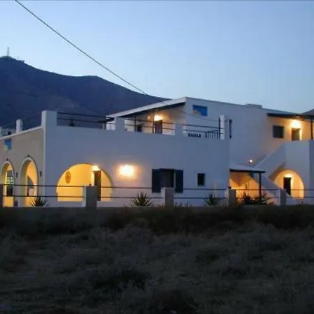 Zannes Hotel 2*